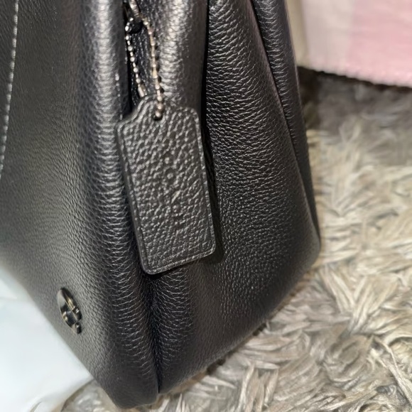 Coach Black Lana 23 BRAND NEW - Picture 3 of 4